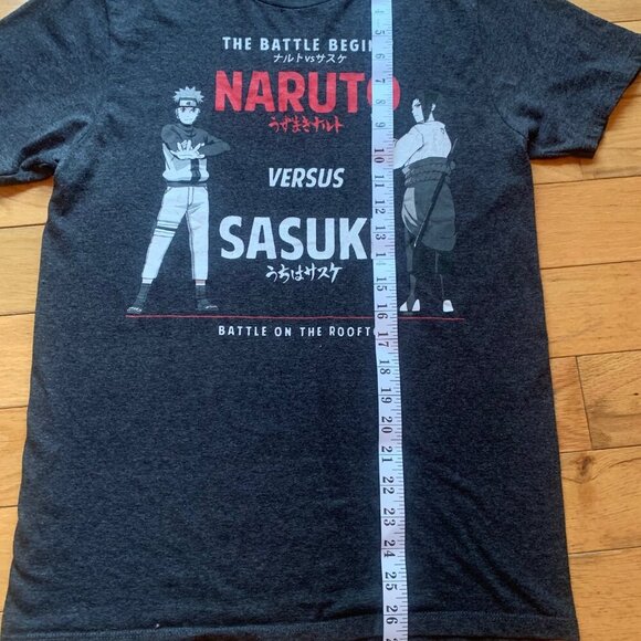 Naruto Shippuden Sasuke vs Naruto Battle on the Rooftop Graphic Tee Size S Gray - Picture 5 of 8